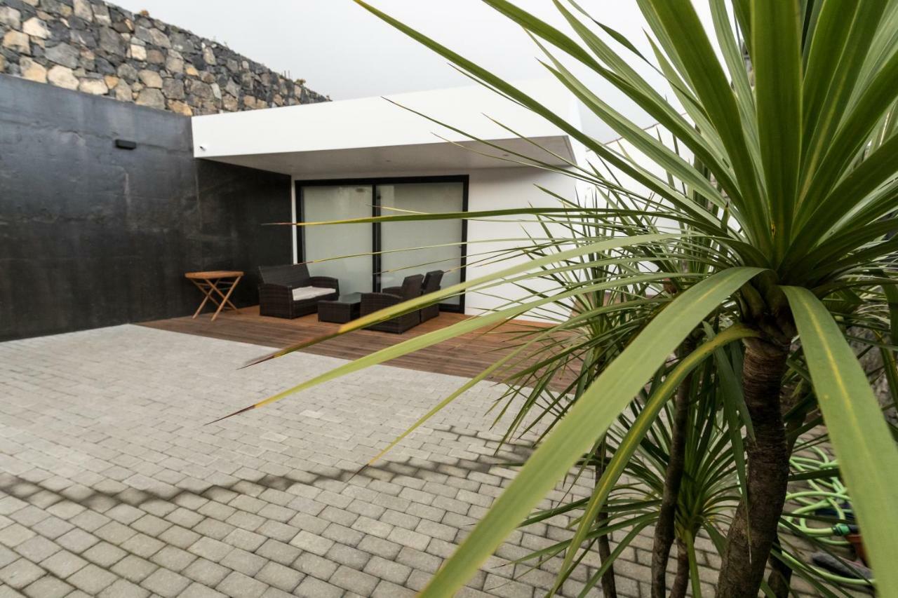 Azaleas Guest House Ribeira Cha ภายนอก รูปภาพ
