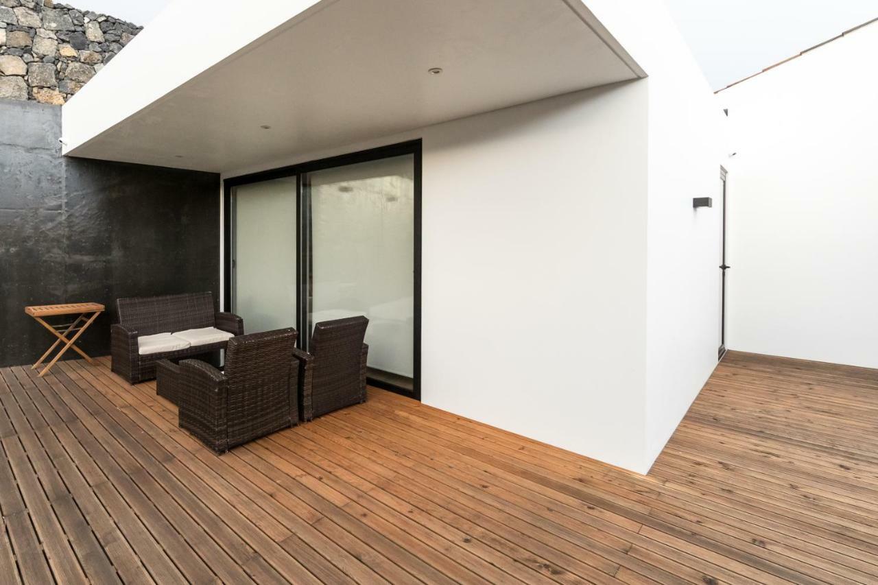 Azaleas Guest House Ribeira Cha ภายนอก รูปภาพ